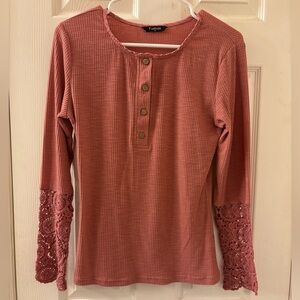 Fashion Dusty Rose Long Sleeve Top with Crochet Sleeves